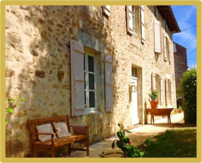 Cardabelle Holiday Home with private garden